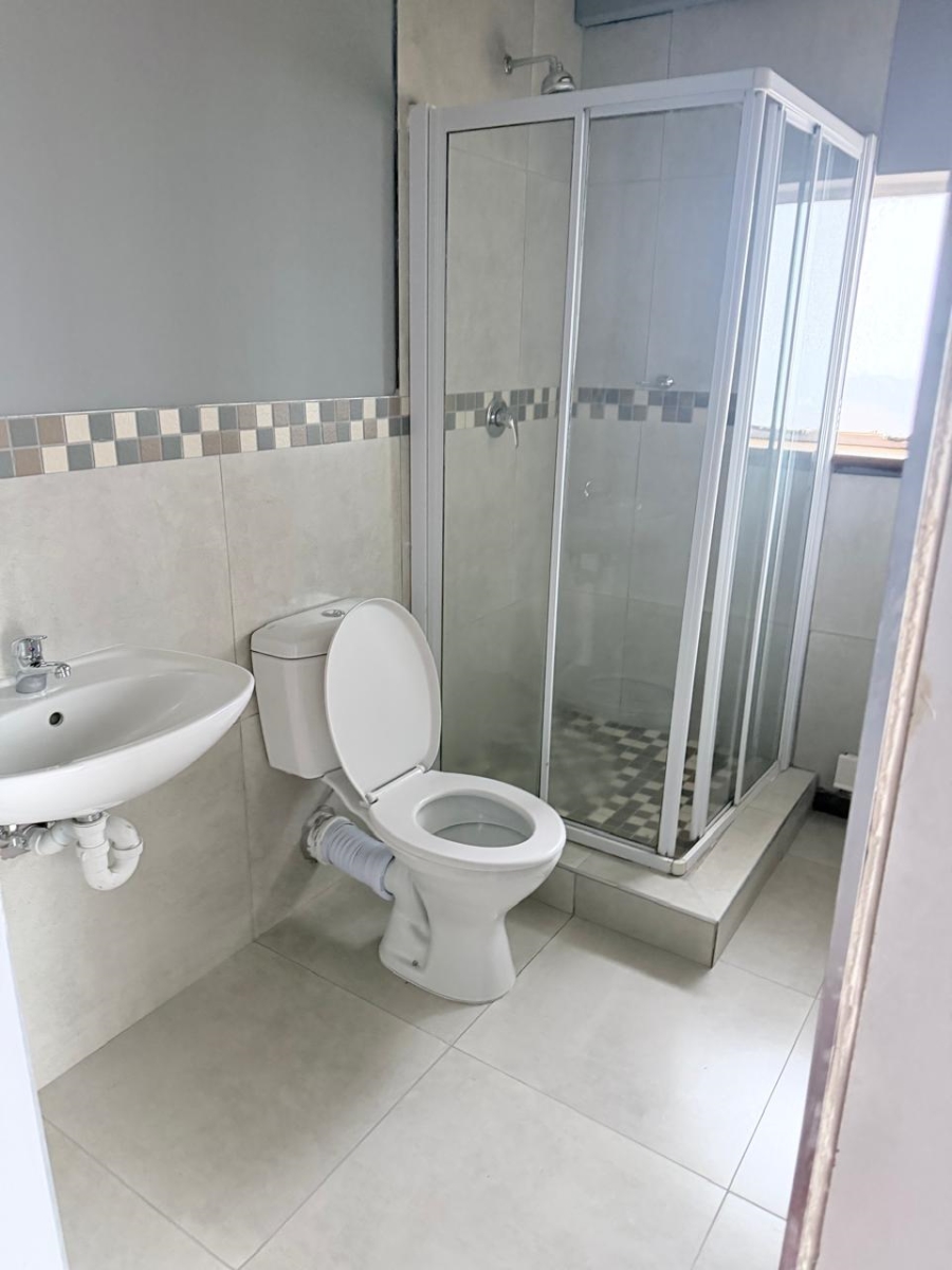 2 Bedroom Property for Sale in Port Elizabeth Central Eastern Cape